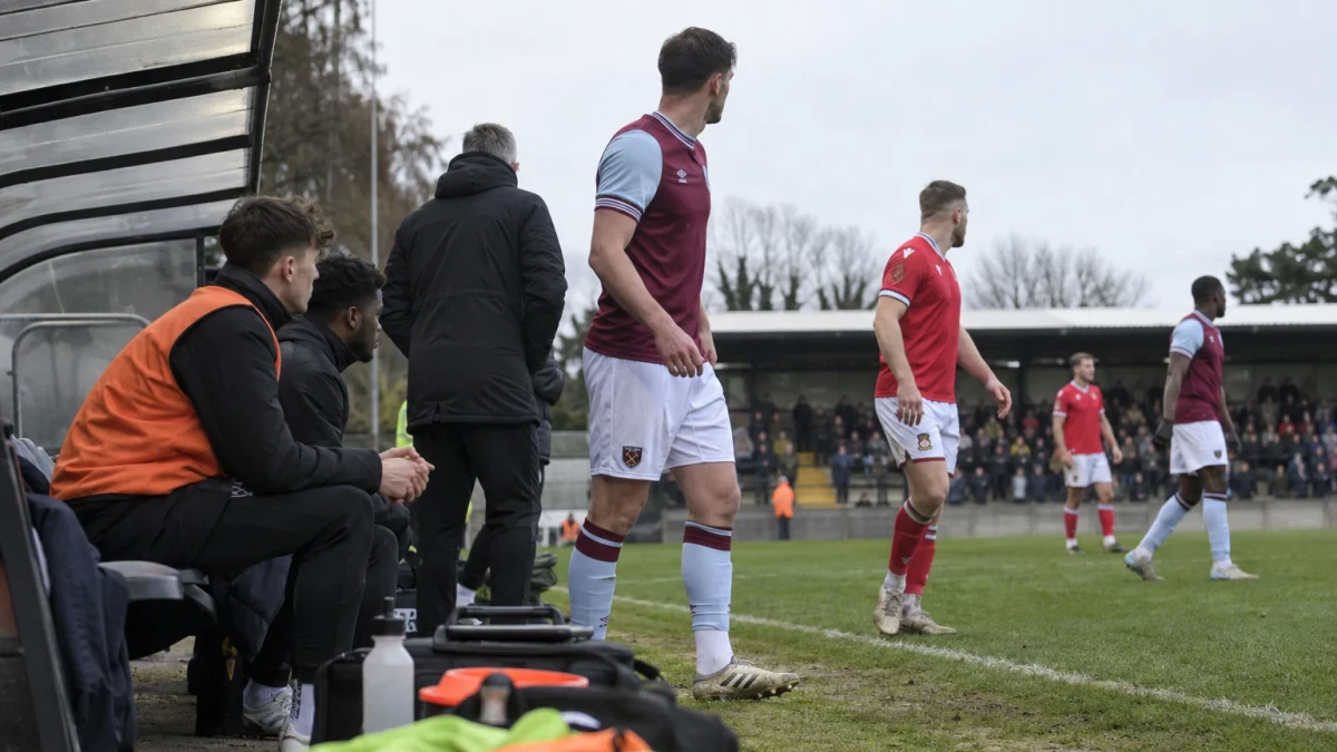 West Ham knuste Wrexham og beholder tabelltoppen
